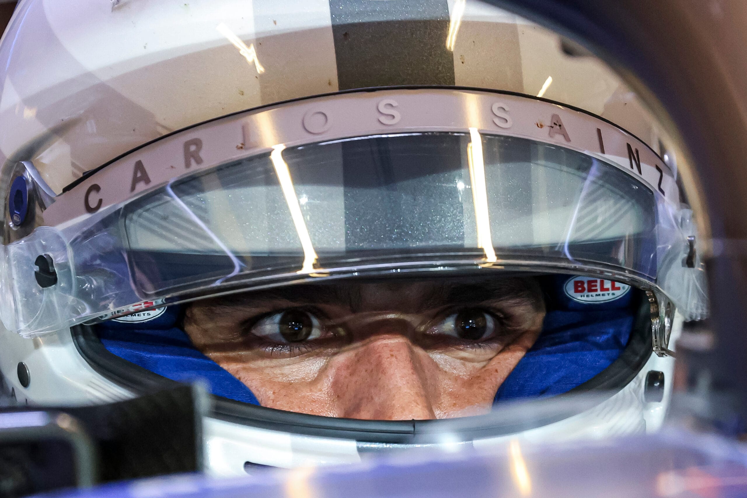 Carlos Sainz afronta desafío en Williams tras su paso por Ferrari