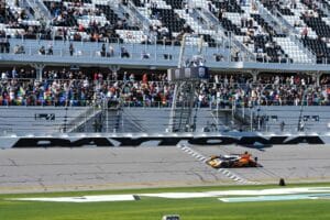Job van Uitert triunfa en las 24 horas de Daytona en clase LMP2