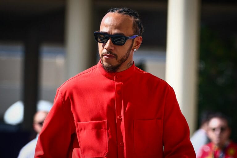 Lewis Hamilton desata la fiebre Ferrari en Maranello: ¿El nuevo Schumacher?