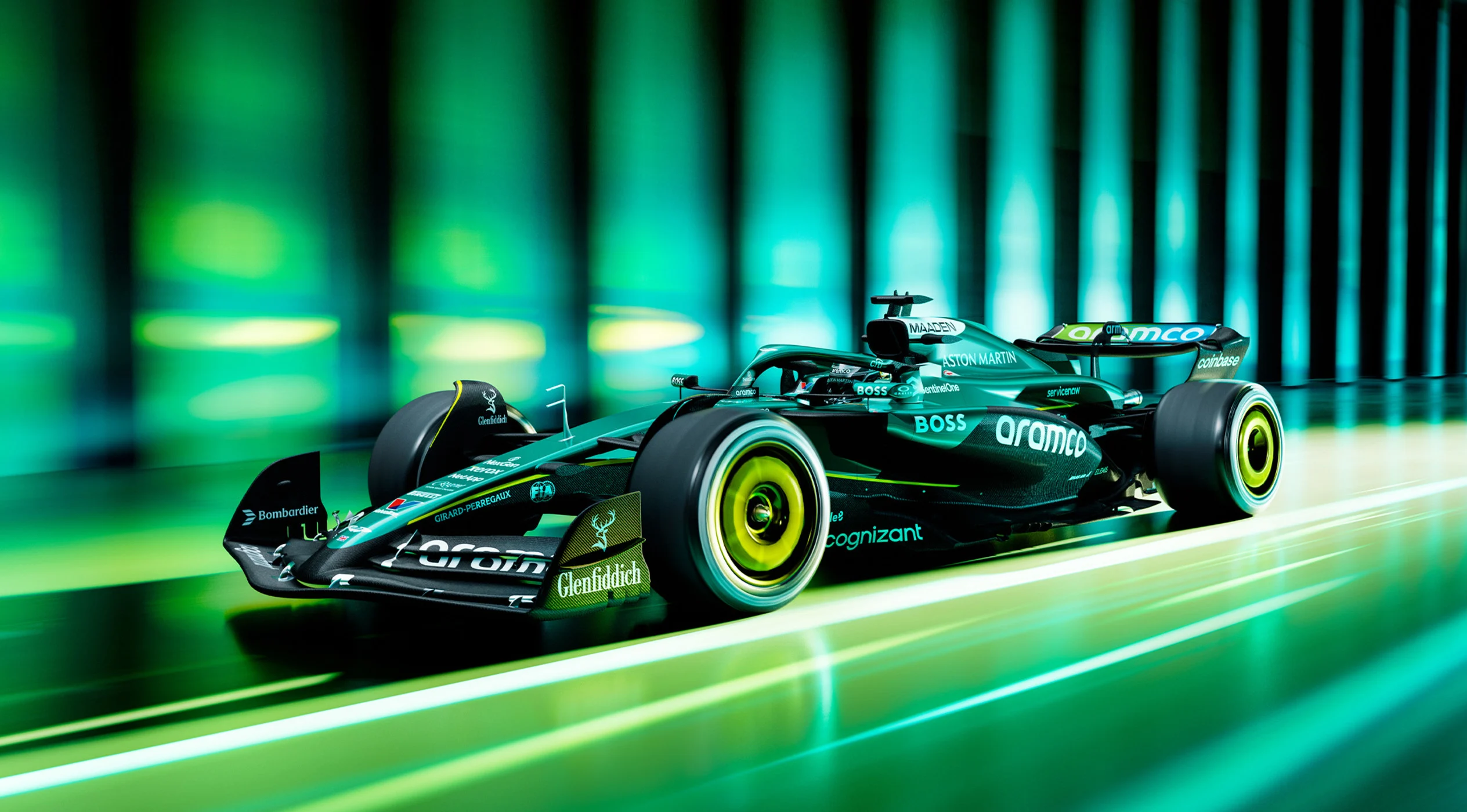Aston Martin revela el AMR25 para Alonso y Stroll