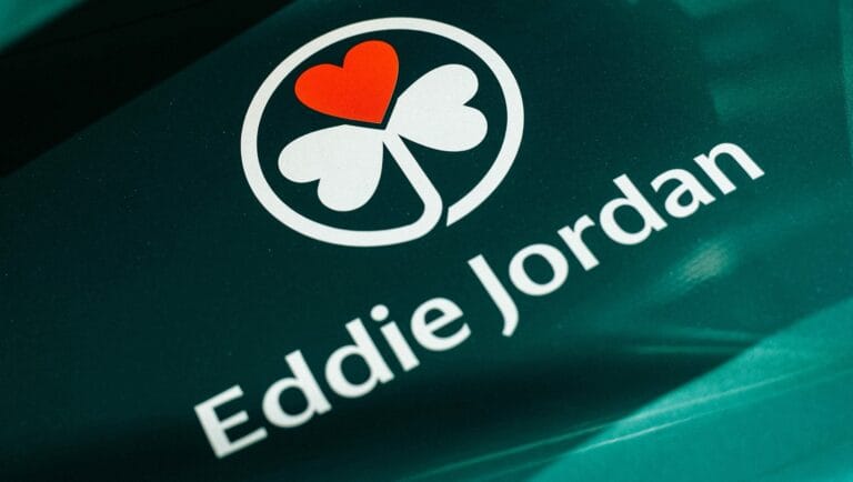 Aston Martin honra a Eddie Jordan en el GP de China