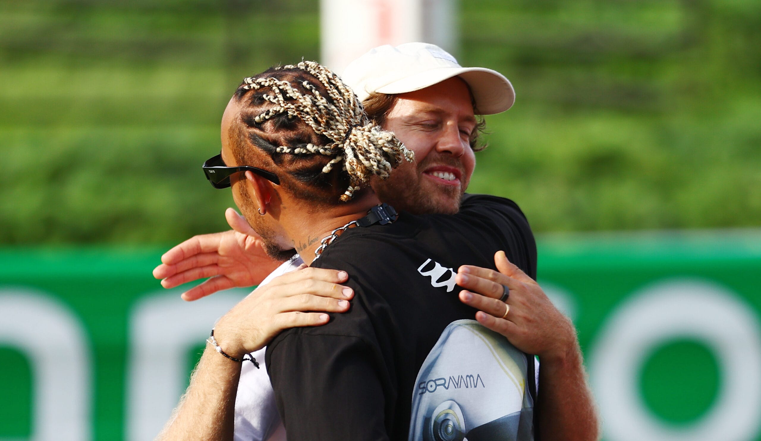 Hamilton busca gloria con Ferrari Vettel lo apoya