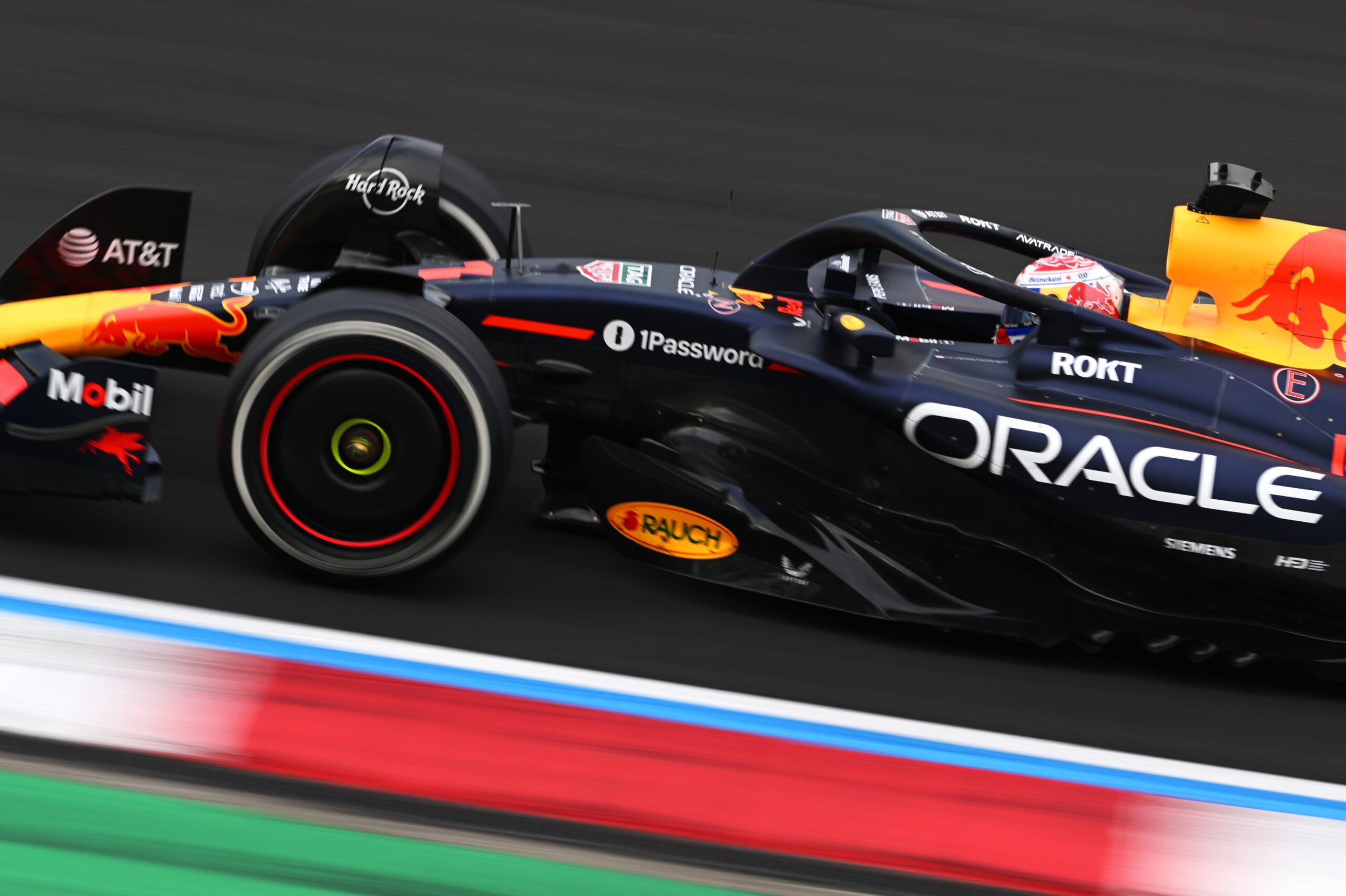 Horner defiende el RB21 tras el GP de China