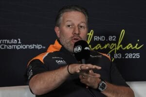 Lando Norris critica el MCL39 McLaren promete mejoras