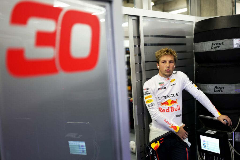 Liam Lawson Struggles in China Sprint Qualifying