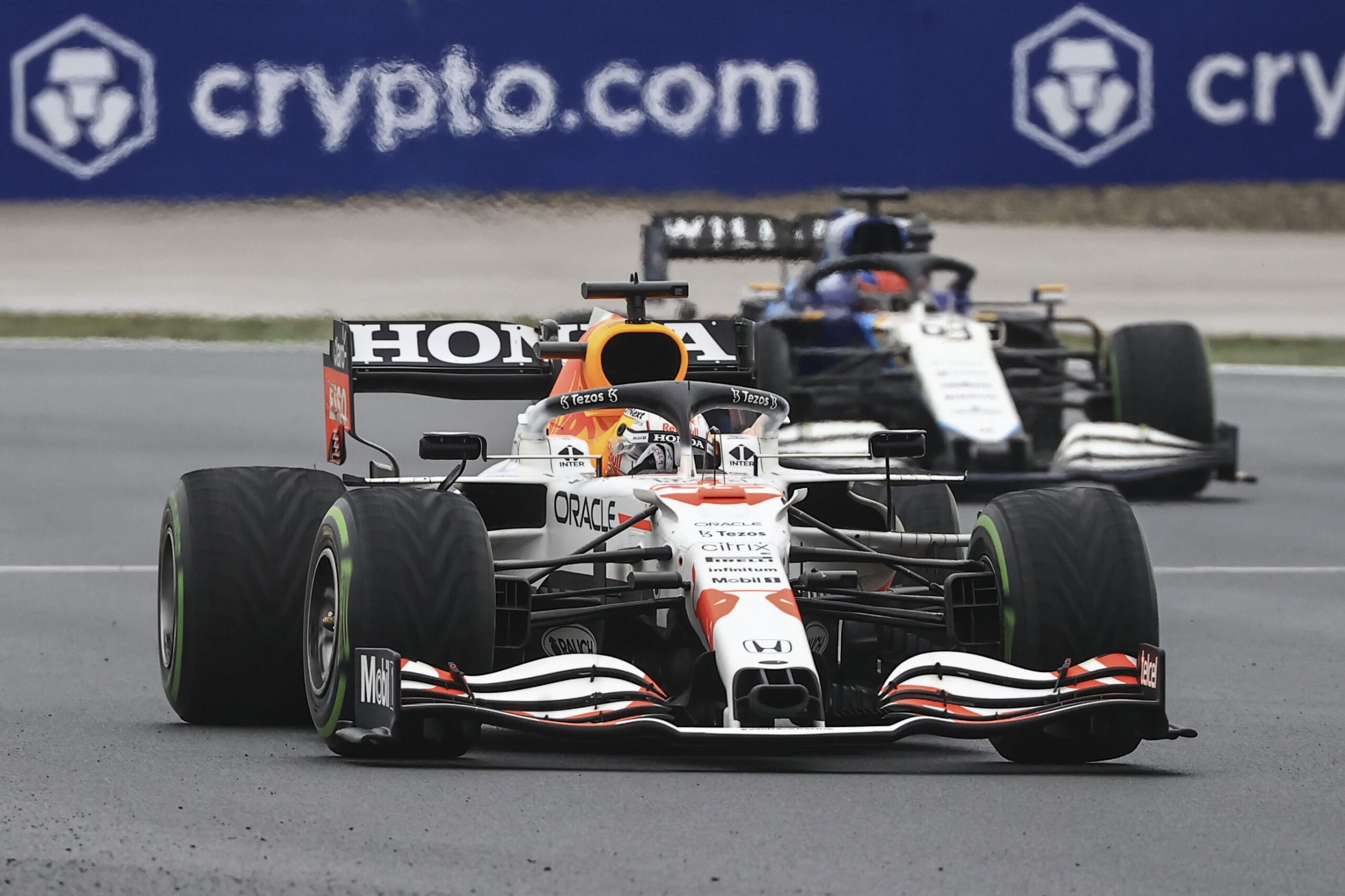Red Bull y Tsunoda homenajean a Honda en Japn