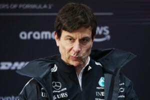 Toto Wolff defiende emocin en radio de F1 sin sanciones
