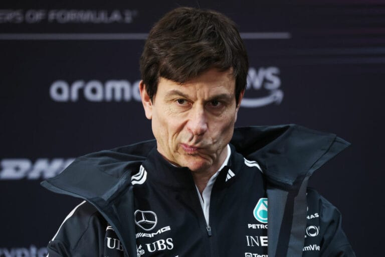 Toto Wolff defiende emocin en radio de F1 sin sanciones