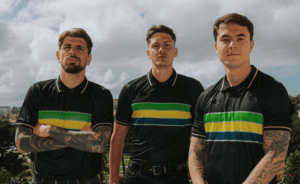 Estoril Praia Honors Senna with Special Tribute Kit