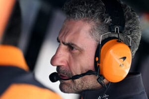 Norris Crashes in Jeddah Piastri Eyes Victory Over Verstappen