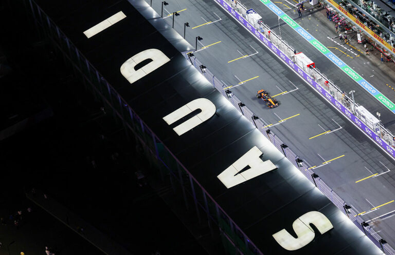 Norris Leads McLaren 1-2 in Saudi Arabia Practice
