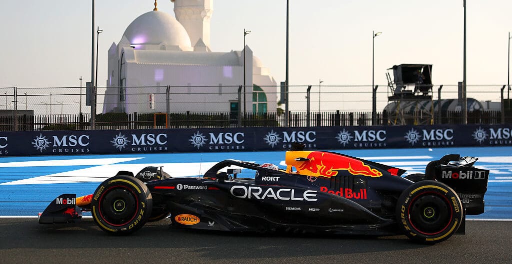 Norris lidera McLaren en Jeddah rumbo a la pole
