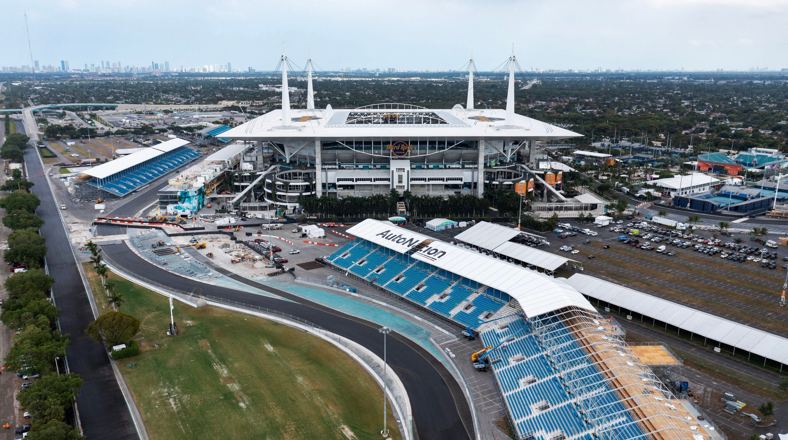 Pronstico del GP de Miami: Calor y Lluvias Amenazan