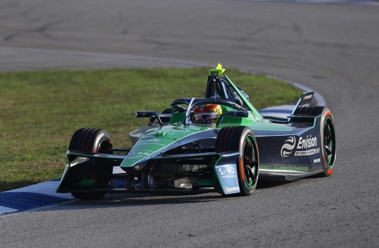 Robin Frijns logra su primer podio en Miami Frmula E