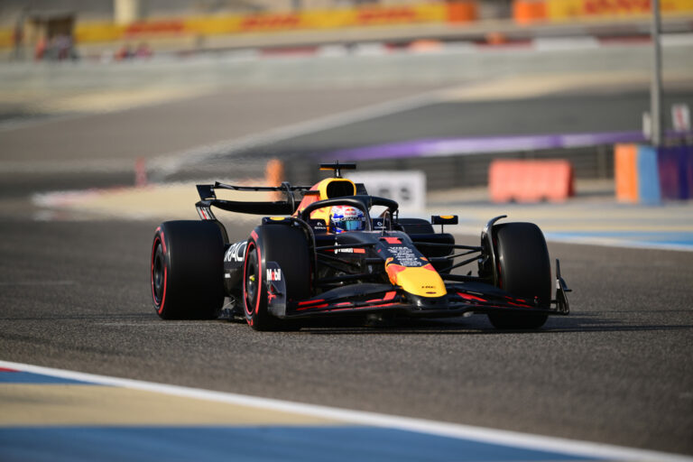 Verstappen enfrenta desafo de frenos en GP de Bahrein
