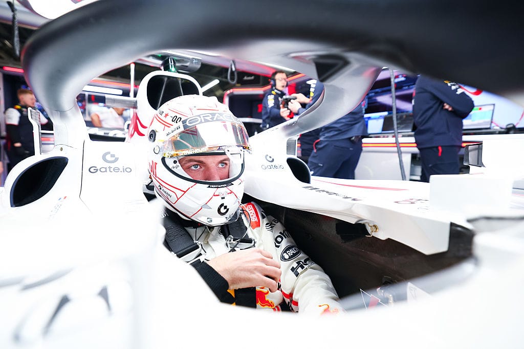 Verstappen Shatters Lap Record for Japan GP Pole