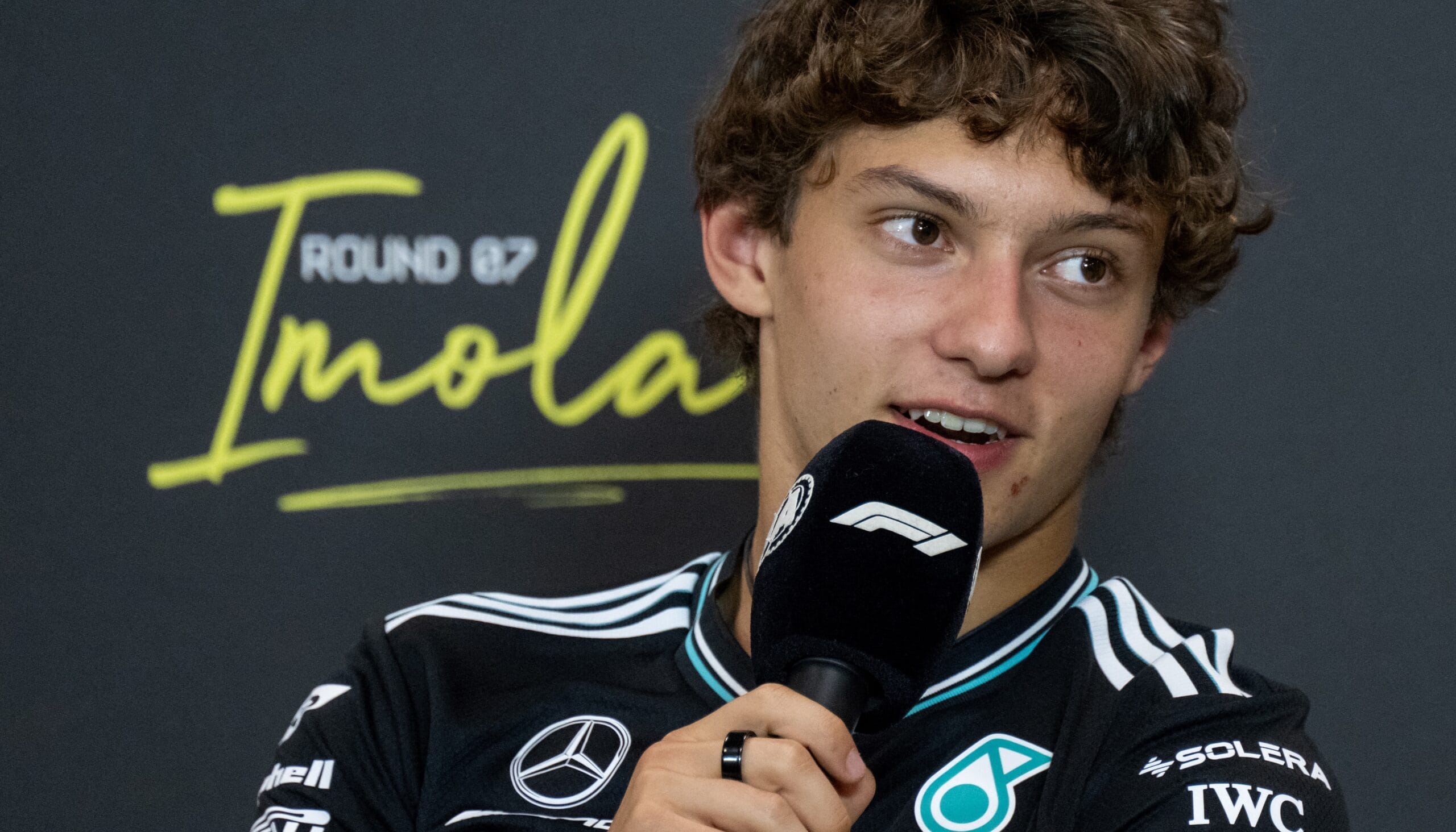 Antonelli listo para su debut en casa en Imola con Mercedes