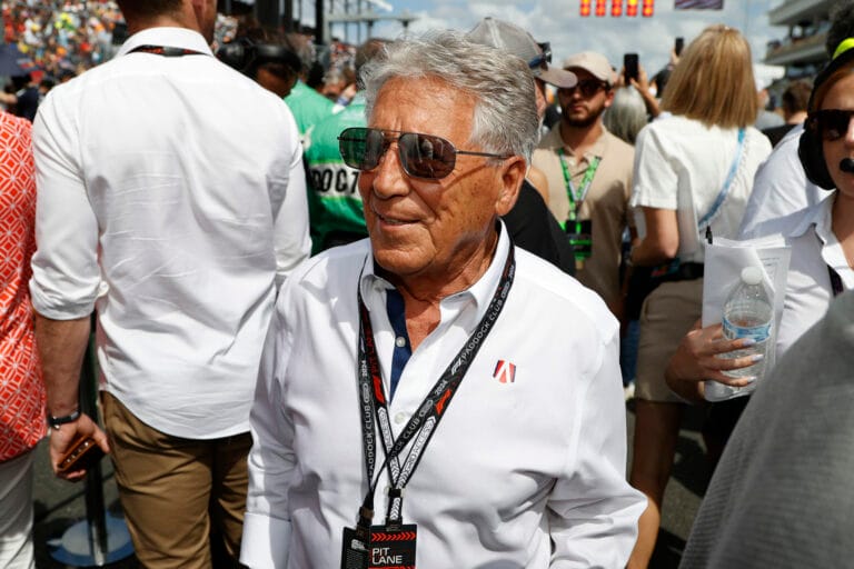 Cadillac busca pilotos para su debut en F1 en 2026