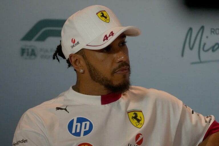 Hamilton brilla en Miami Norris gana el sprint para McLaren