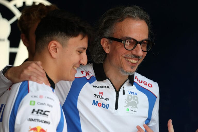 Isack Hadjar brilla tras accidente en GP de Australia