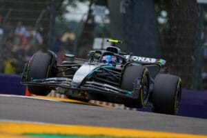 Kimi Antonelli abandona en Imola Max Verstappen pierde ventaja