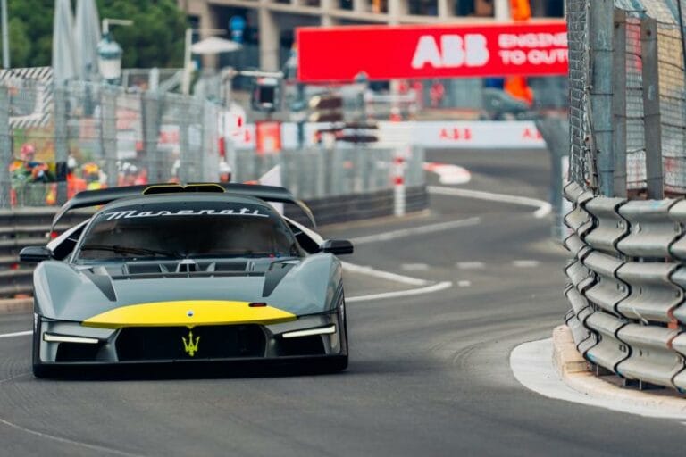 Maserati deslumbra en el E-Prix de Mnaco con Kvyat