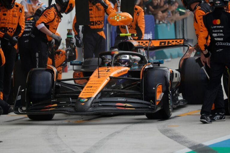 McLaren domina en Miami bajo la lupa de la FIA