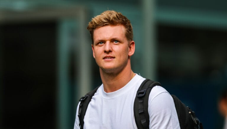 Mick Schumacher busca futuro en F1 con Cadillac en Miami