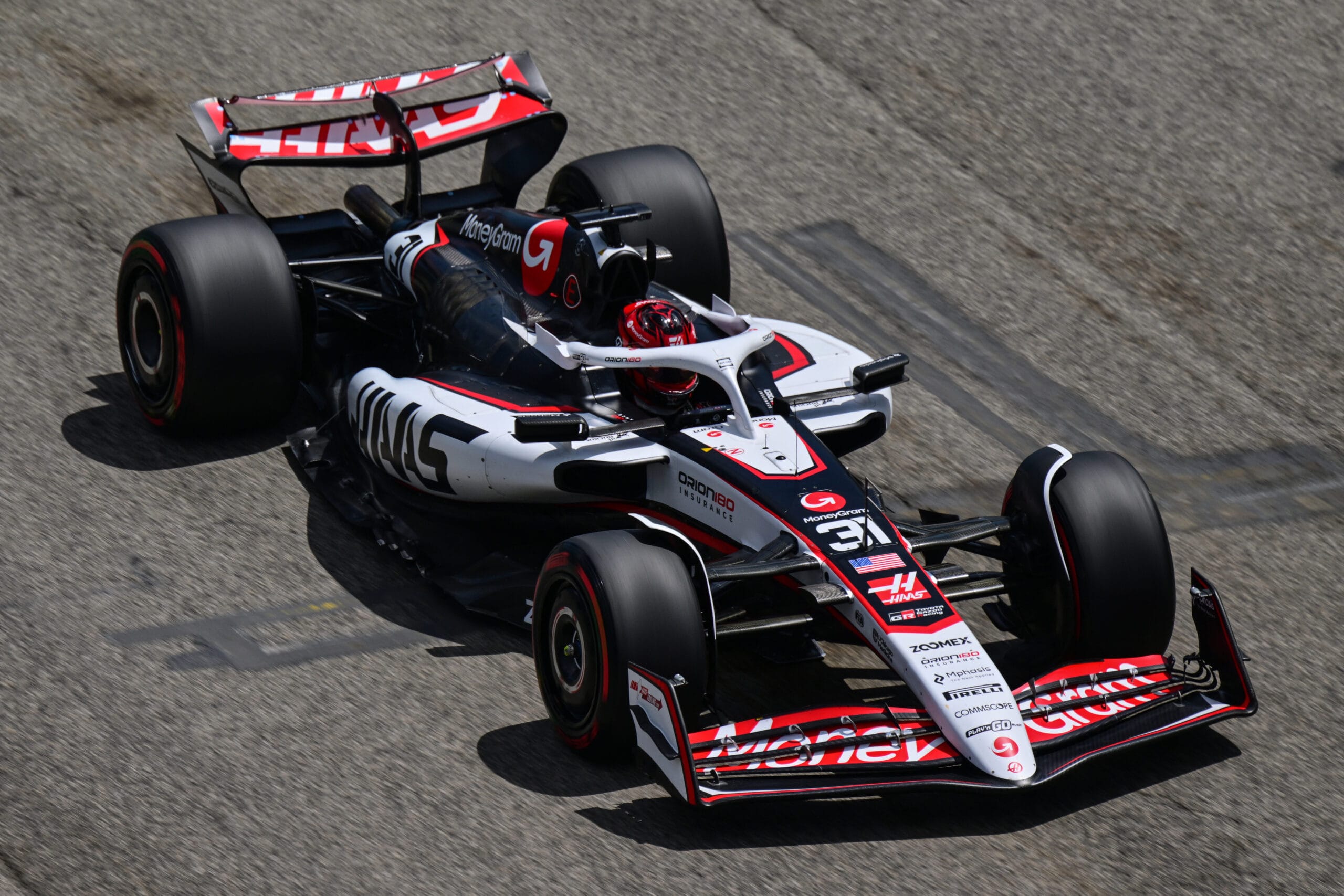 Ocon abandona en Emilia-Romaa Verstappen aprovecha