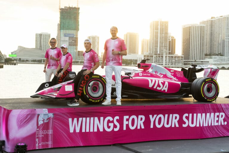 Racing Bulls y Ferrari deslumbran con libreas en Miami