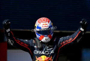 Verstappen brilla en Imola con Red Bull en su 400 carrera