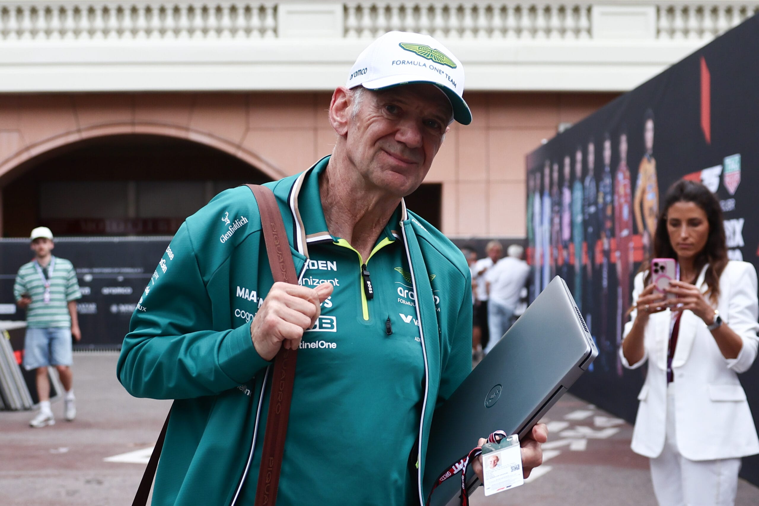 Adrian Newey desafa a Aston Martin en el GP de Mnaco