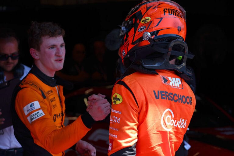 Alex Dunne descalificado en Austria Verschoor lidera F2