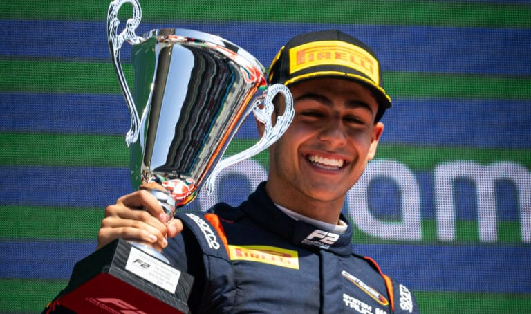 Arvid Lindblad listo para F1 Red Bull apuesta fuerte