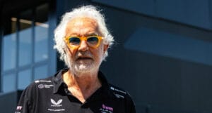 Briatore regresa a F1 con Alpine y niega crashgate