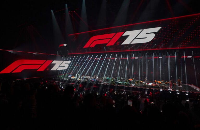 F1 descarta evento inaugural estilo F1 75 para 2026