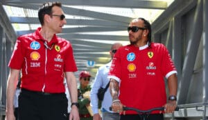 Hamilton desmiente tensiones con su ingeniero en Ferrari