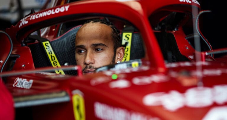 Hamilton enfocado en cambios internos de Ferrari para 2026