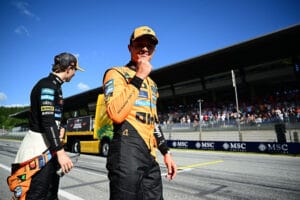 Lando Norris triunfa en Austria tras duelo con Piastri