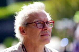 Norris choca en Canad Villeneuve culpa a Piastri