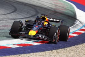 Norris y Piastri desafan a Verstappen en Austria