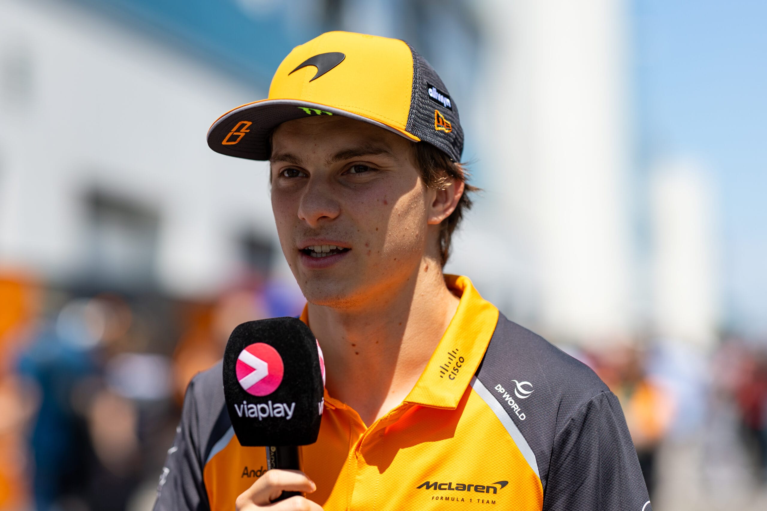Piastri supera a Norris en tenso GP de Canad