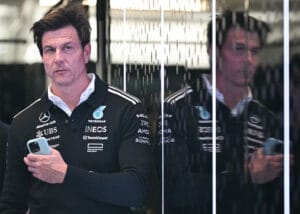 Russell y Wolff critican protesta de Red Bull en Canad