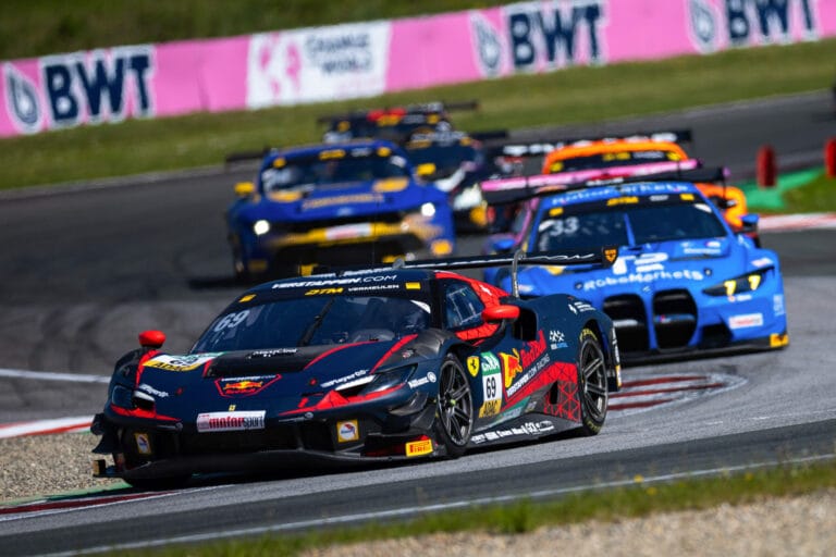 Vermeulen busca podio en Zandvoort con apoyo de Verstappen