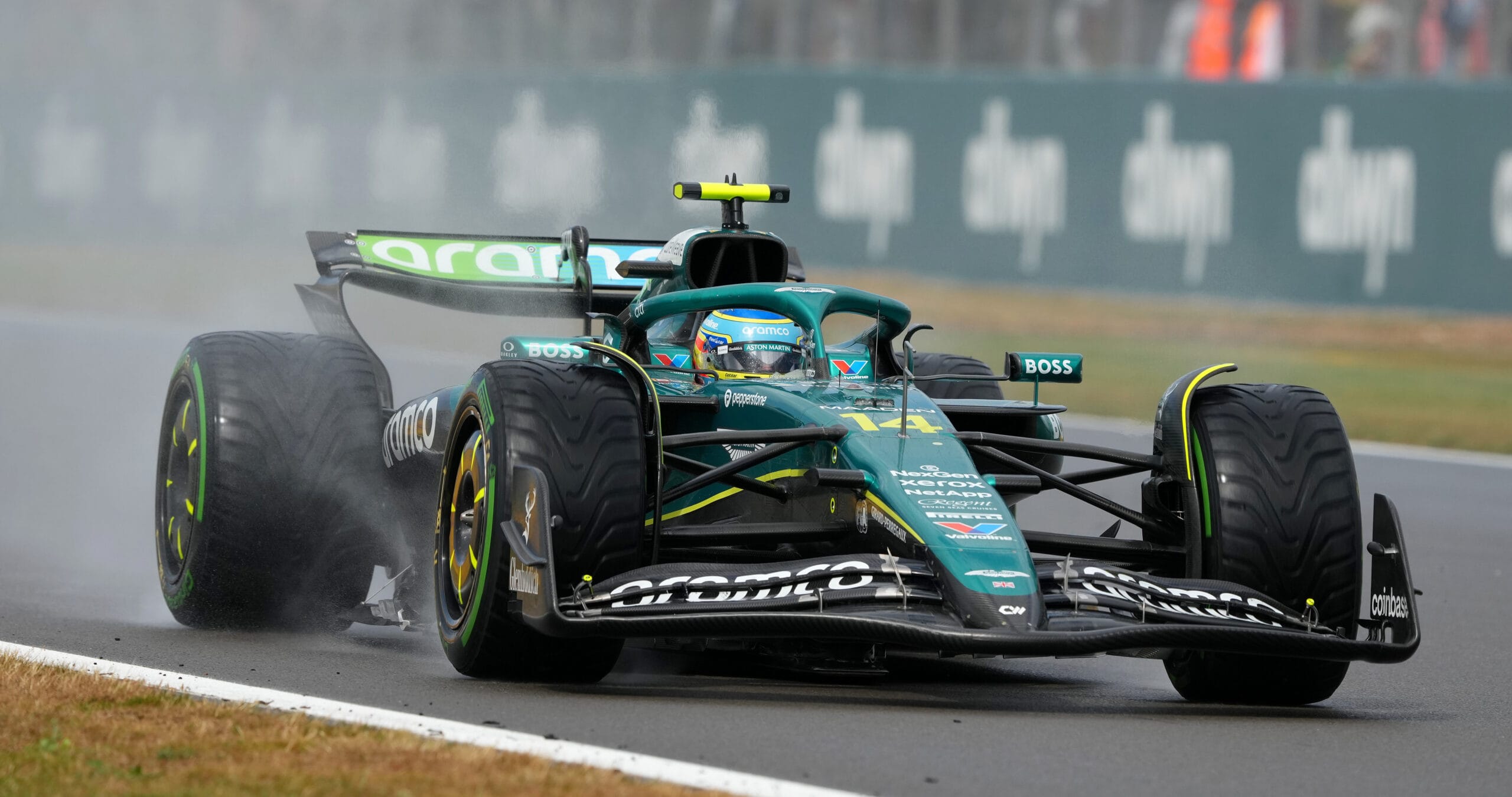 Alonso critica estrategia de Aston Martin en Silverstone