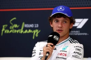 Antonelli confa en su futuro con Mercedes