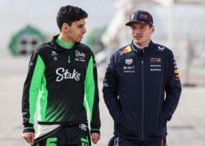 Bortoleto impresionado por el estilo de Verstappen