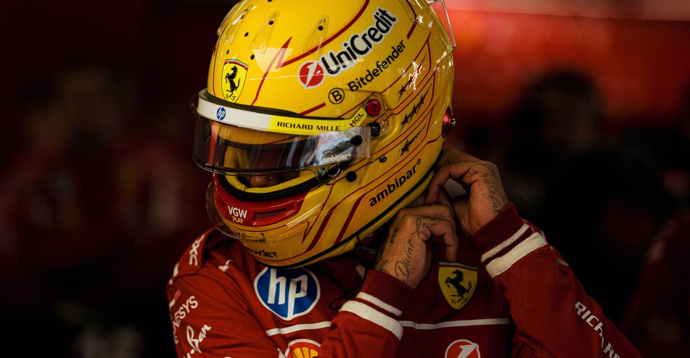 Hamilton rompe racha de podios en Silverstone con Ferrari