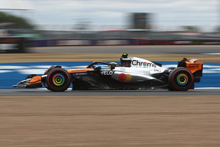 Norris brilla en Silverstone pero Verstappen lidera