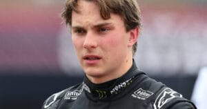 Piastri penalizado en Silverstone tras incidente con Verstappen